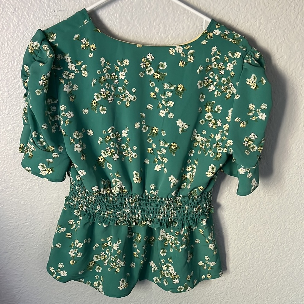 5 for $10 Rabbit rose blouse - Picture 5 of 6